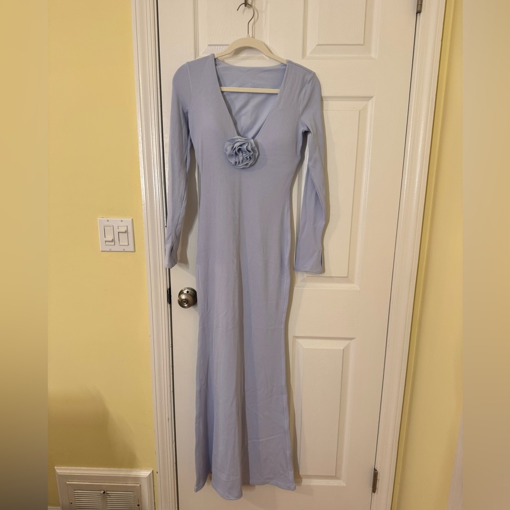 WISKII FLORAL V-NECK LONG-SLEEVE DRESS